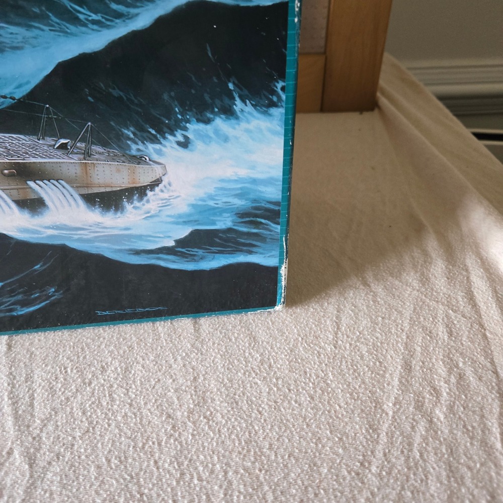 Revell German Submarine VII C Wolf Pack 1:72 Scale Model Kit 05015 Factory Seal - Picture 4 of 16